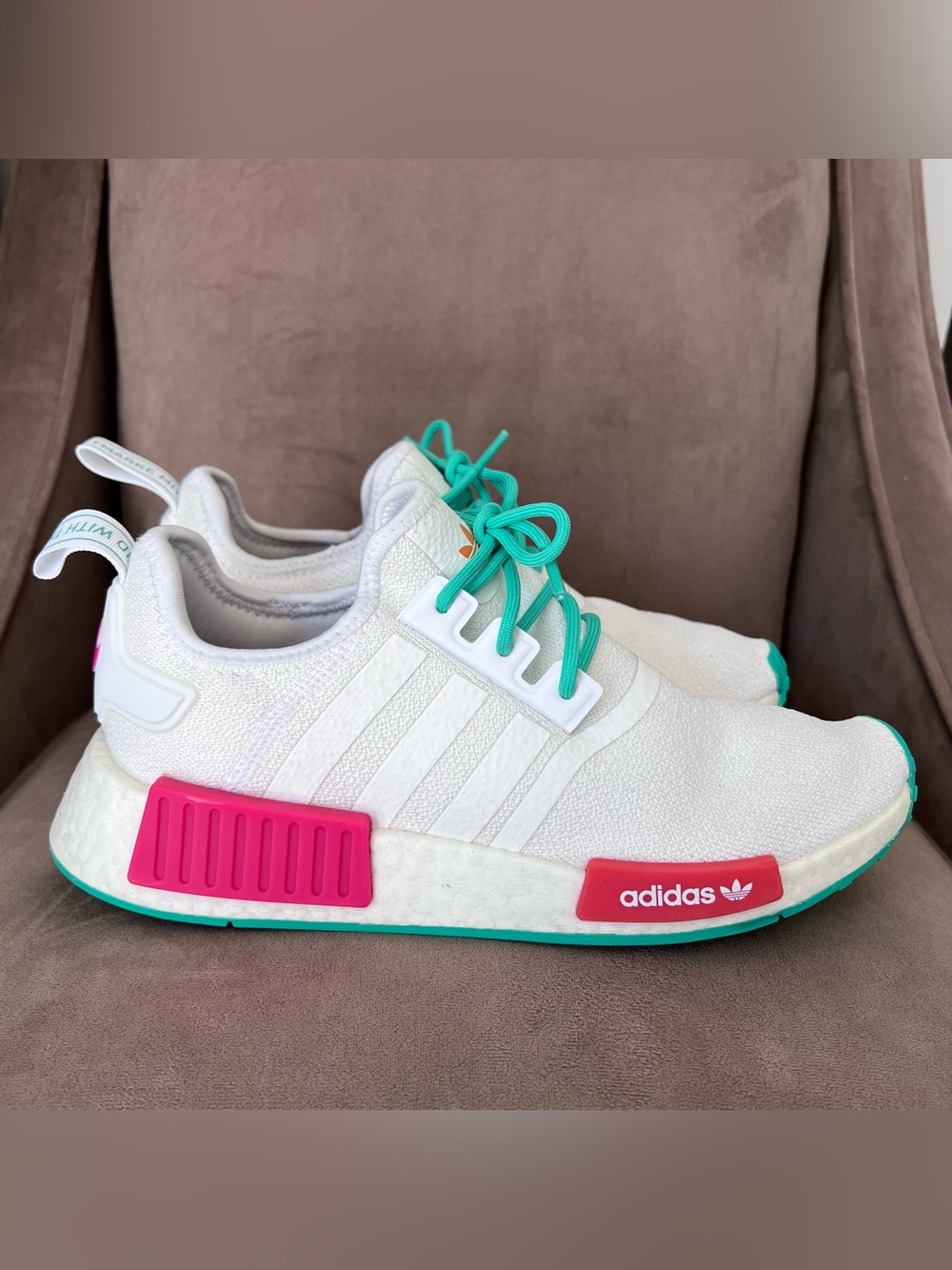 Adidas NMD R1 Boost White Pink Jade Athletic Shoes Women’s 8.5 GZ4964
